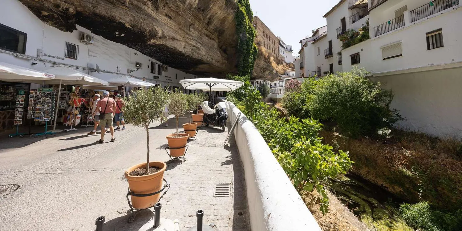 Málaga: Ronda & Setenil semi-private trip — operator tour photograph